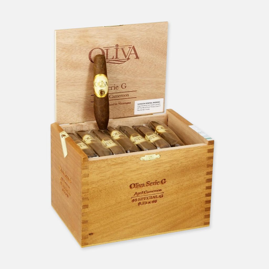 Oliva Serie G box of cigars with elegant presentation.