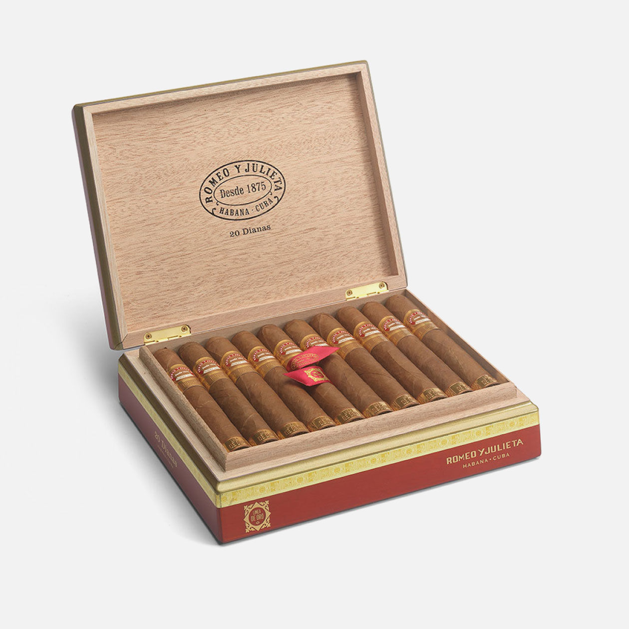 装在高级木盒中的罗密欧与朱丽叶古巴雪茄。